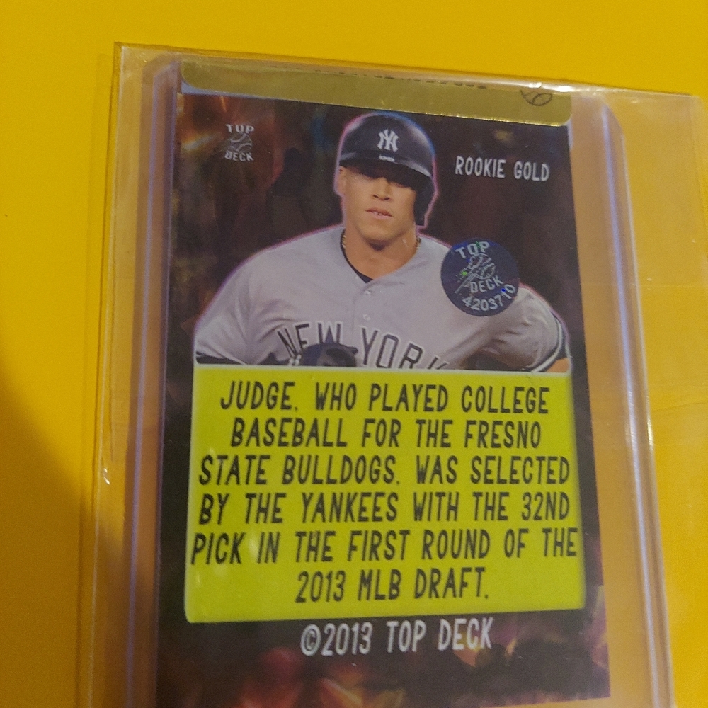 Aaron Judge Rookie Card - Picture 3 of 3